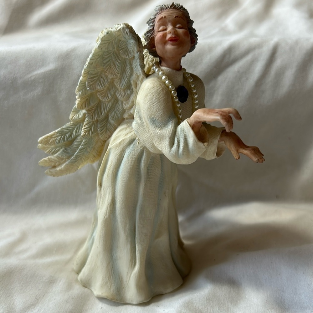Studio Collections Heaven's Retired Angels by Tom Rubel "Ms. Prixely" 1996